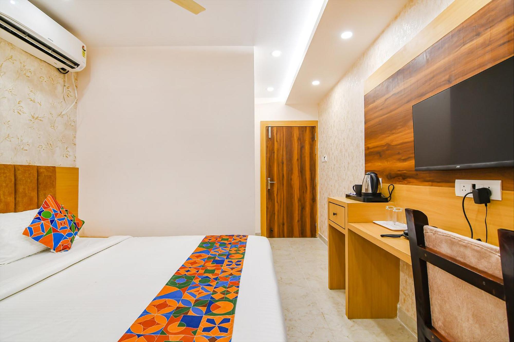 Fabhotel Sonali Golden Palace - Nr Bhubaneswar Railway Station Екстериор снимка