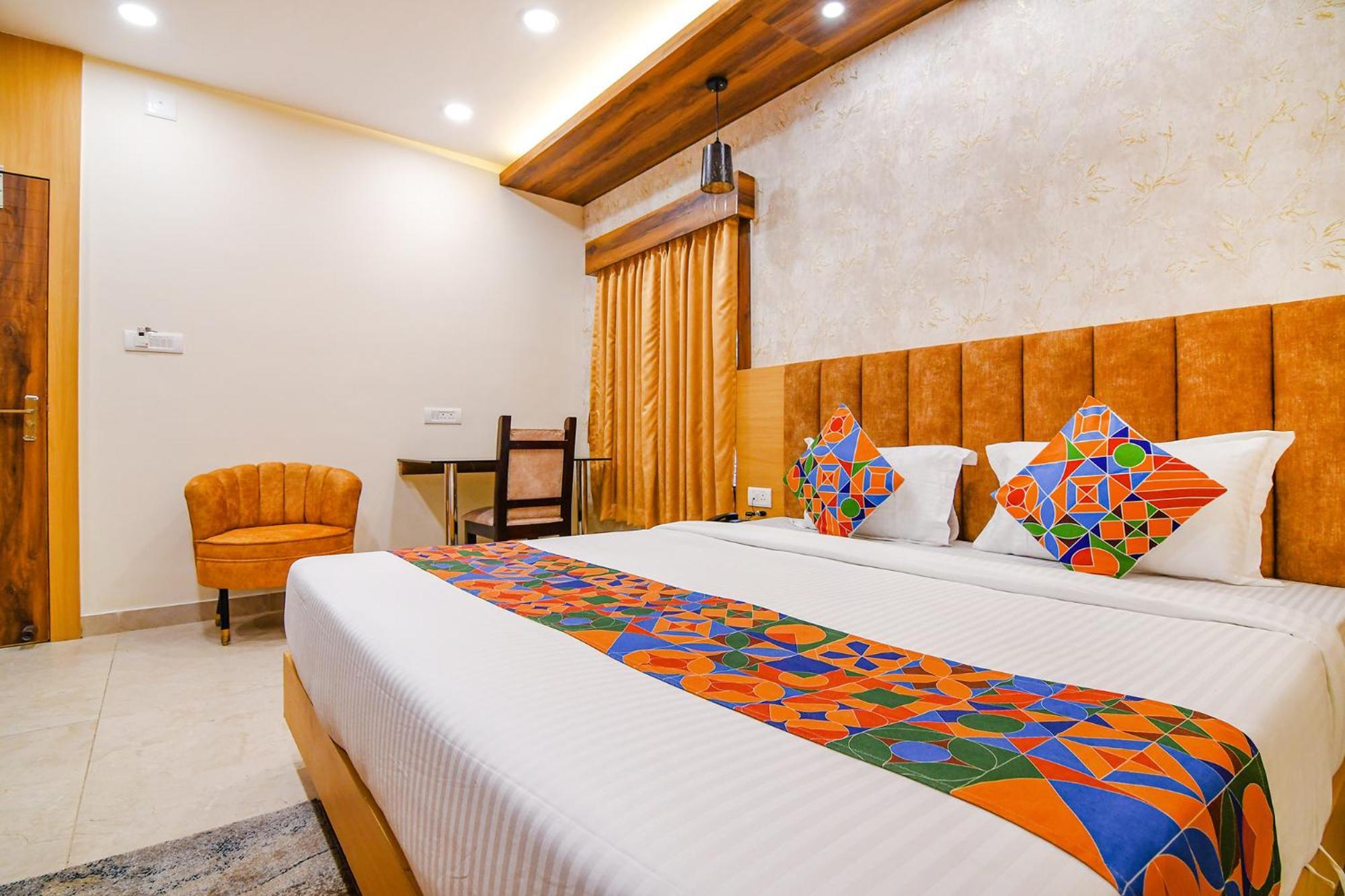Fabhotel Sonali Golden Palace - Nr Bhubaneswar Railway Station Екстериор снимка